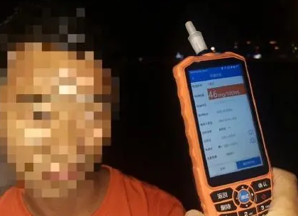 妻子把車鑰匙藏起來，也攔不住男子酒駕......